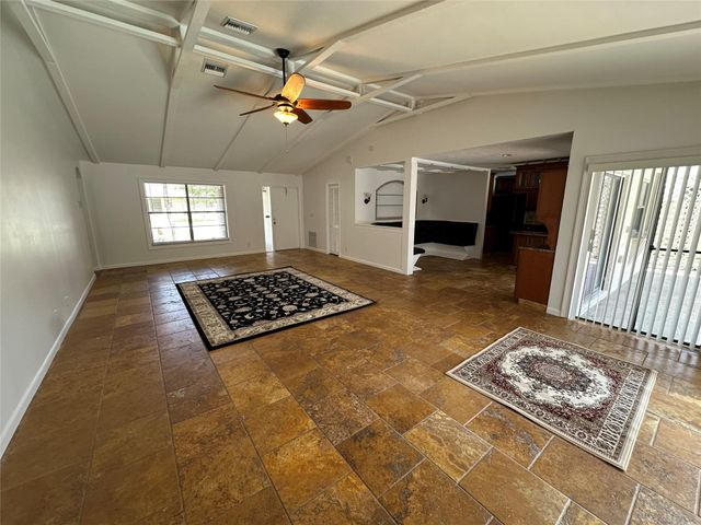 364 NW 107th Ter, Coral Springs, FL 33071