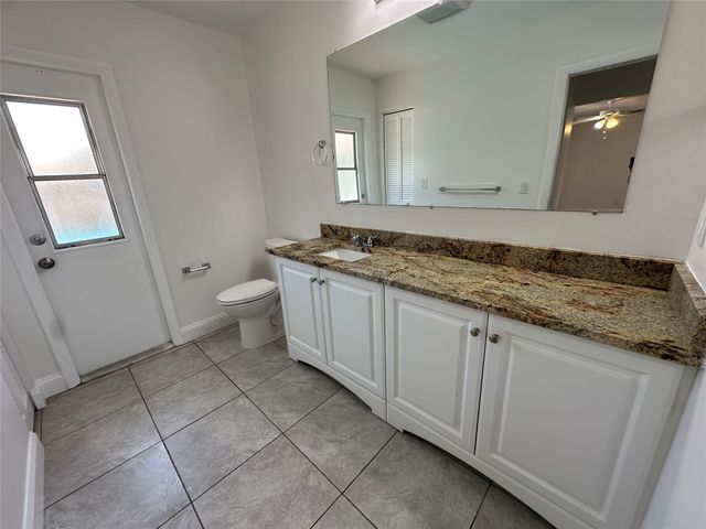 364 NW 107th Ter, Coral Springs, FL 33071
