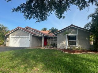 364 NW 107th Ter, Coral Springs, FL 33071