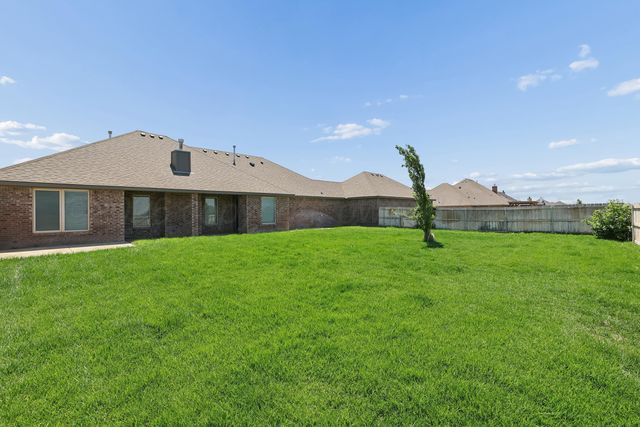 9240 Highland Springs Drive, Amarillo, TX 79119