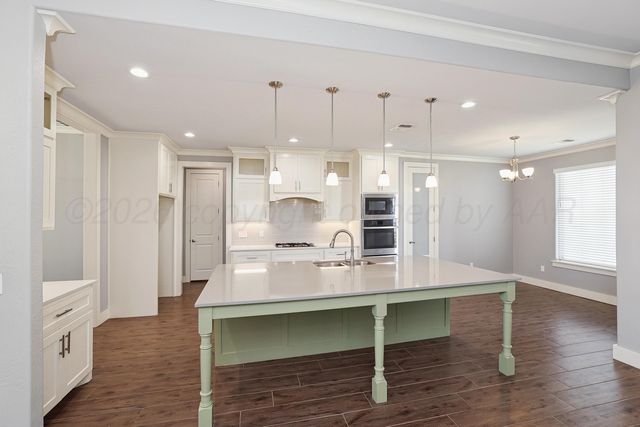 9240 Highland Springs Drive, Amarillo, TX 79119