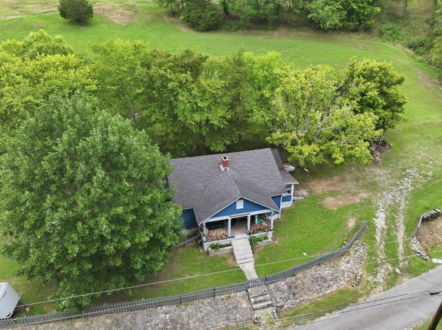 89 Conditt Hollow Rd, Elmwood, TN 38560