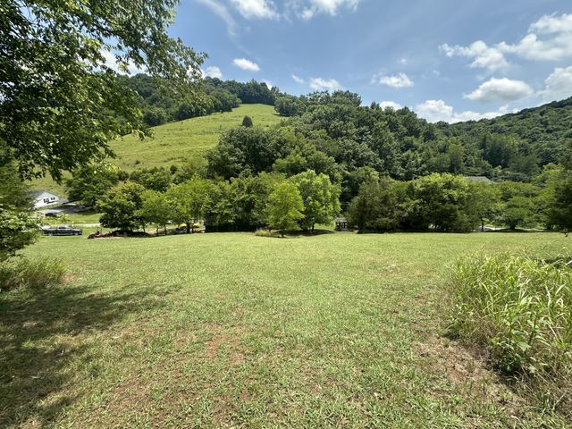 89 Conditt Hollow Rd, Elmwood, TN 38560