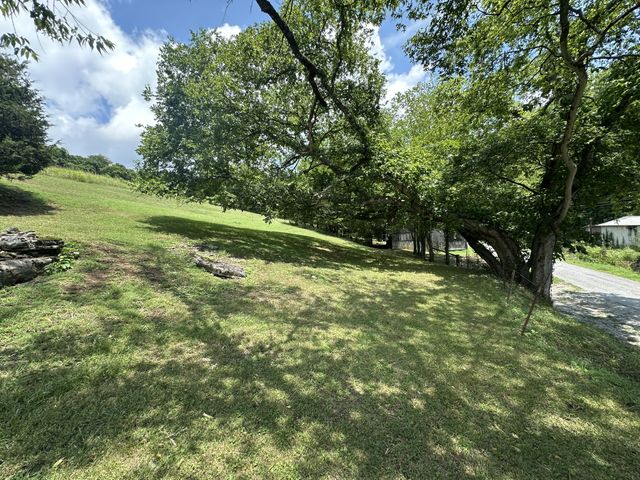 89 Conditt Hollow Rd, Elmwood, TN 38560