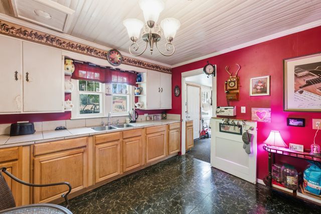 89 Conditt Hollow Rd, Elmwood, TN 38560