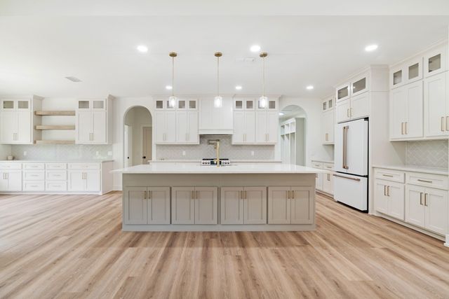 250 Private Road 45855, Blossom, TX 75416