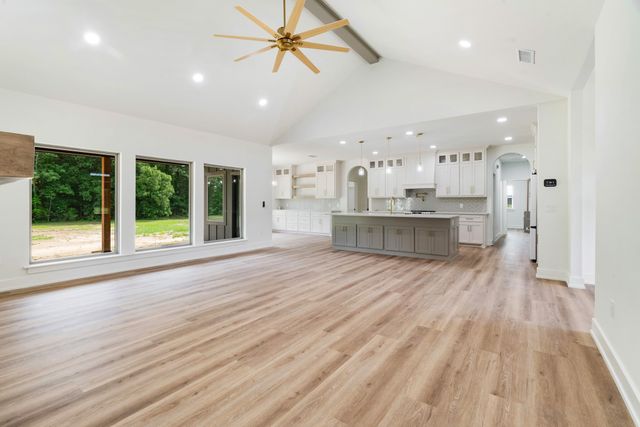 250 Private Road 45855, Blossom, TX 75416