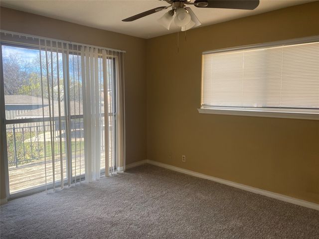 1710 N Travis Street, Sherman, TX 75092