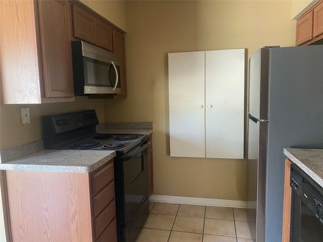 1710 N Travis Street, Sherman, TX 75092