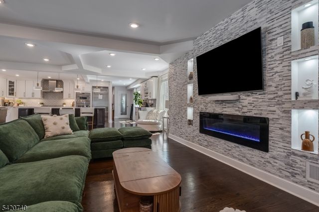 36 Denville Ave, Denville Twp., NJ 07834