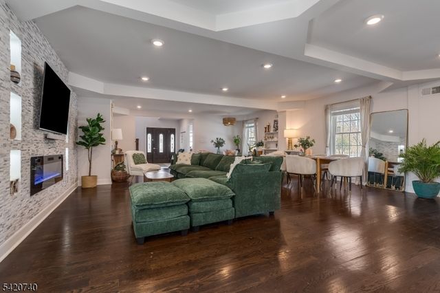 36 Denville Ave, Denville Twp., NJ 07834