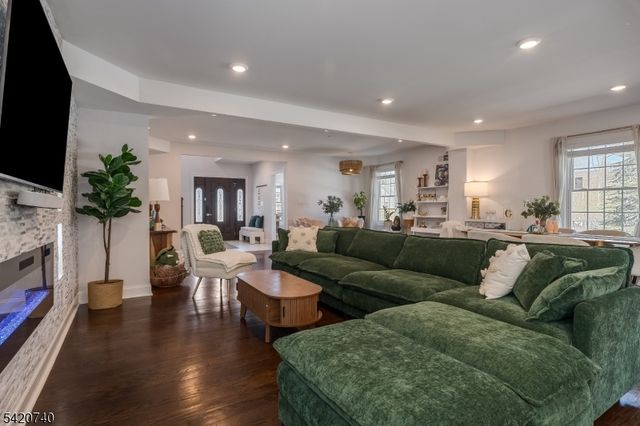 36 Denville Ave, Denville Twp., NJ 07834