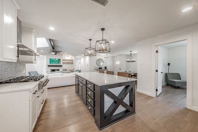 322 Canyon Ridge Drive, Richardson, TX 75080