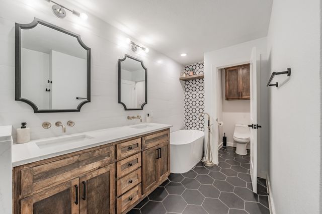 322 Canyon Ridge Drive, Richardson, TX 75080