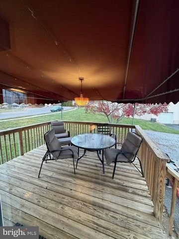 4312 YORKTOWN DR, Upper Chichester, PA 19061