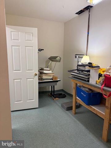 4312 YORKTOWN DR, Upper Chichester, PA 19061