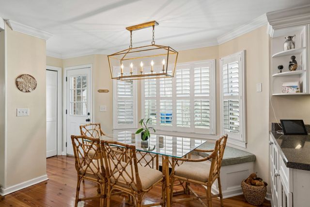 995 Governors Road, Mount Pleasant, SC 29464