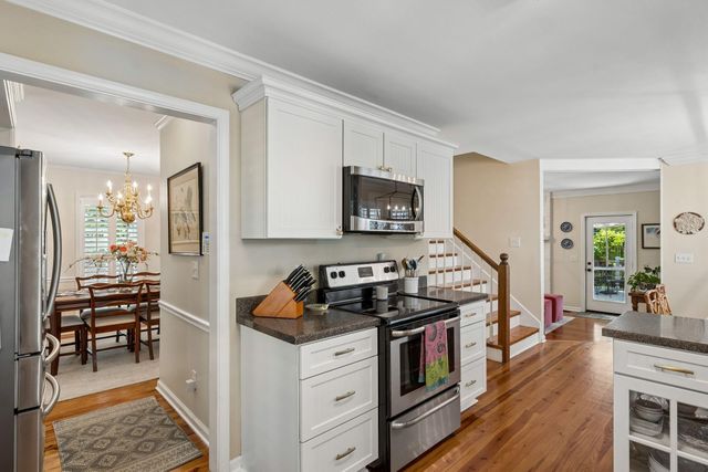 995 Governors Road, Mount Pleasant, SC 29464