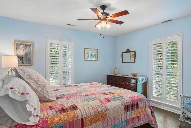 995 Governors Road, Mount Pleasant, SC 29464