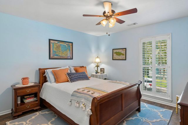 995 Governors Road, Mount Pleasant, SC 29464