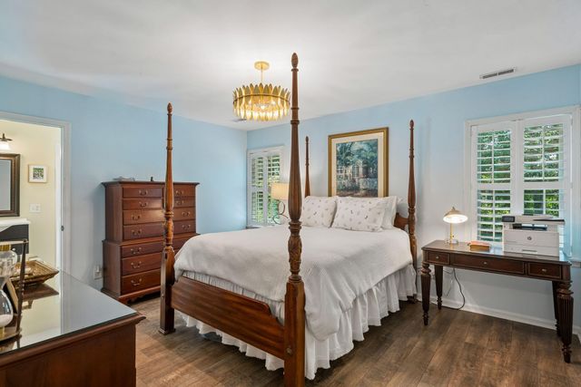 995 Governors Road, Mount Pleasant, SC 29464