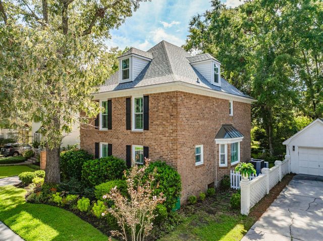 995 Governors Road, Mount Pleasant, SC 29464