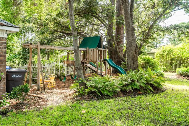 995 Governors Road, Mount Pleasant, SC 29464