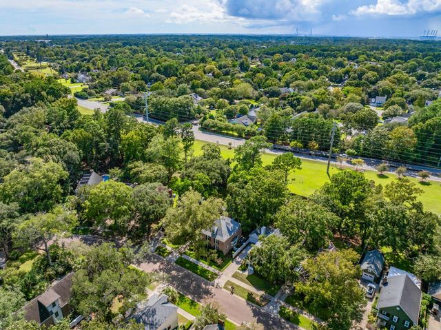 995 Governors Road, Mount Pleasant, SC 29464