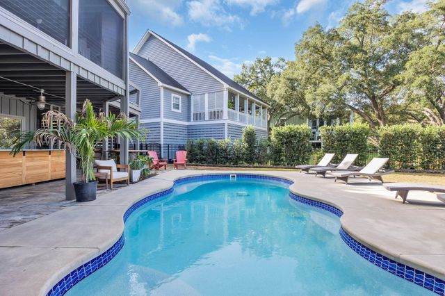 527 Mount Gilead Road, Murrells Inlet, SC 29576