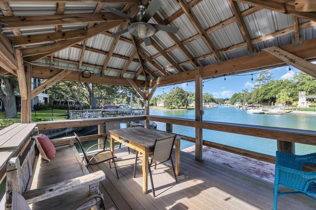 527 Mount Gilead Road, Murrells Inlet, SC 29576