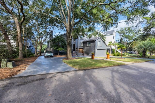 527 Mount Gilead Road, Murrells Inlet, SC 29576