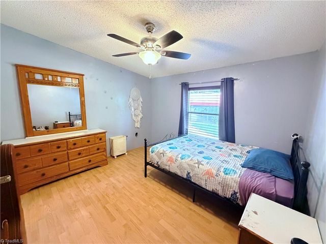 1390 Cb Eller School Road, Elkin, NC 28621