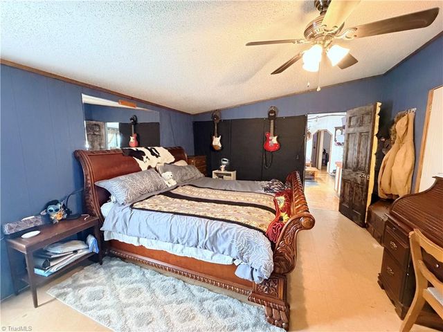 1390 Cb Eller School Road, Elkin, NC 28621