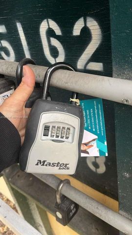 5162 NE 6th Ave 306, Oakland Park, FL 33334