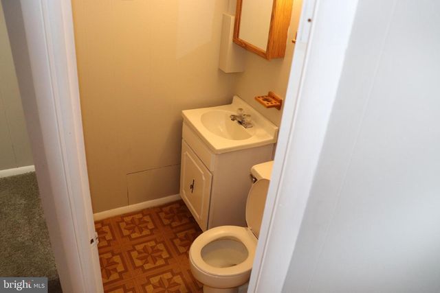 8623 WILLOW OAK RD, Parkville, MD 21234