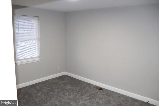 8623 WILLOW OAK RD, Parkville, MD 21234