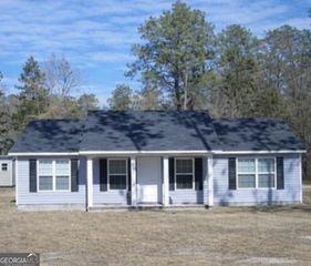 47 Walnut Street, Mcrae-helena, GA 31055