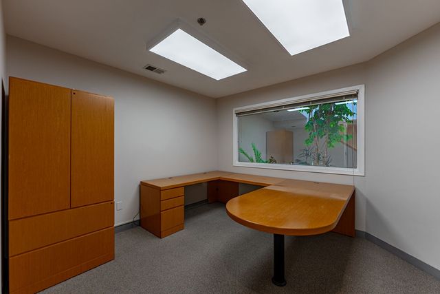 200 N Northwest Highway 100, Barrington, IL 60010