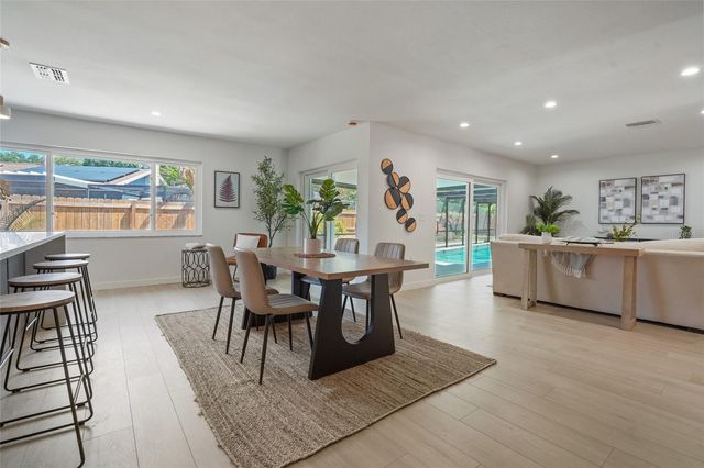 2370 ROBYN COURT, Dunedin, FL 34698