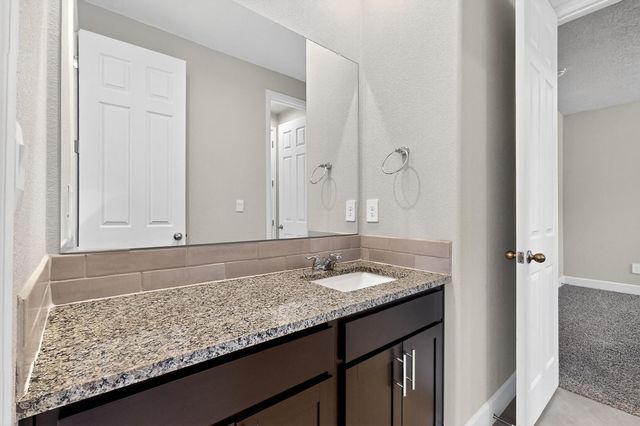 9105 Cambrils Drive NW, Albuquerque, NM 87114