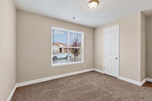 9105 Cambrils Drive NW, Albuquerque, NM 87114