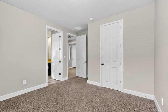 9105 Cambrils Drive NW, Albuquerque, NM 87114