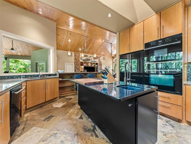 11 Paraiso Lane, Hot Springs Village, AR 71909