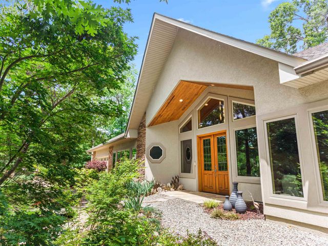 11 Paraiso Lane, Hot Springs Village, AR 71909