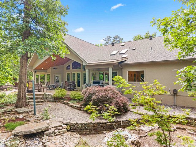 11 Paraiso Lane, Hot Springs Village, AR 71909