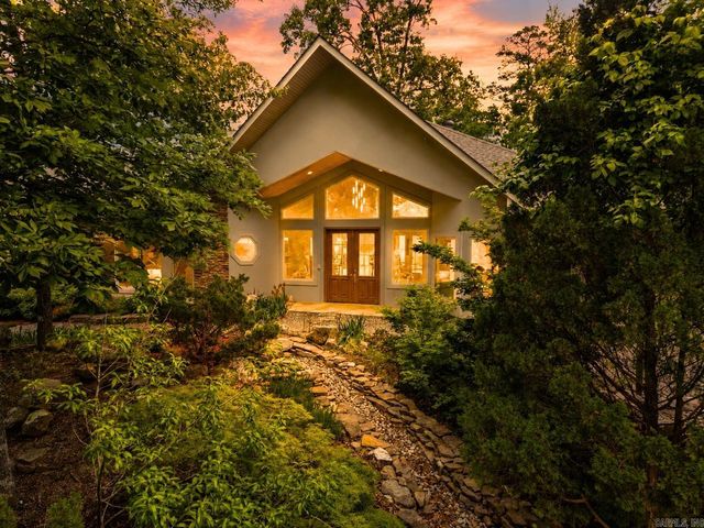 11 Paraiso Lane, Hot Springs Village, AR 71909
