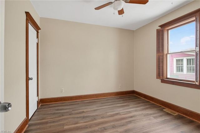 1017 Little Bay AVE, Norfolk, VA 23503