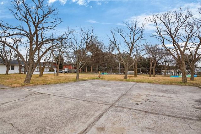 1017 Little Bay AVE, Norfolk, VA 23503