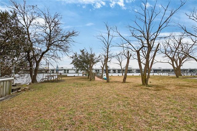 1017 Little Bay AVE, Norfolk, VA 23503