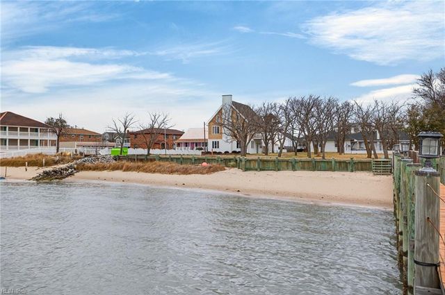 1017 Little Bay AVE, Norfolk, VA 23503